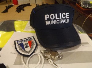 Police municipale Mamoudzou Insigne casquette sifflet