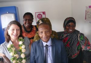 Avec le docteur Abdou et l'équipe Rédéca