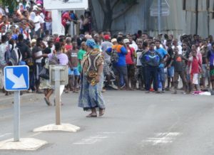 Pour que ces images de menaces d'émeutes prises en mai 2016 appartiennent au passé