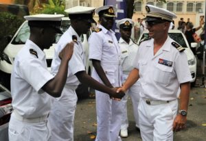 Les officiers kényans accueillis lors des portes ouvertes de la Légion Etrangère.