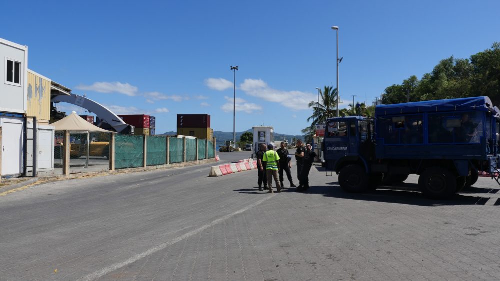Les gendarmes présents ce jeudi midi à Longoni